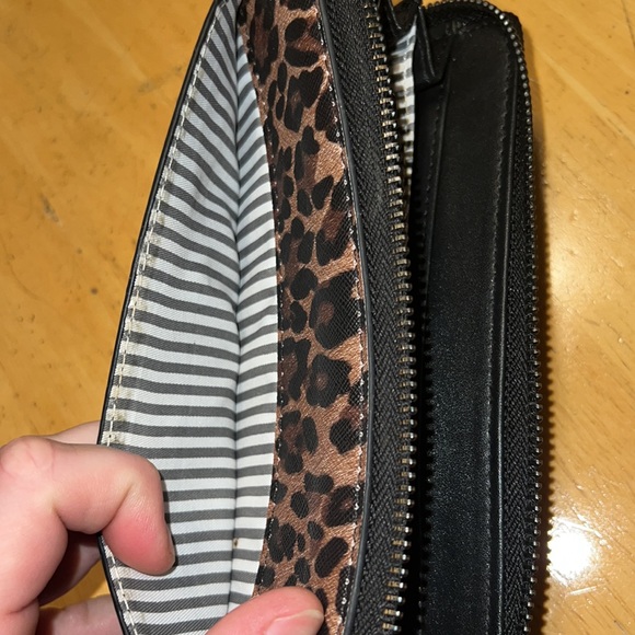 Mathew & Julian cheetah print wallet - Picture 5 of 6